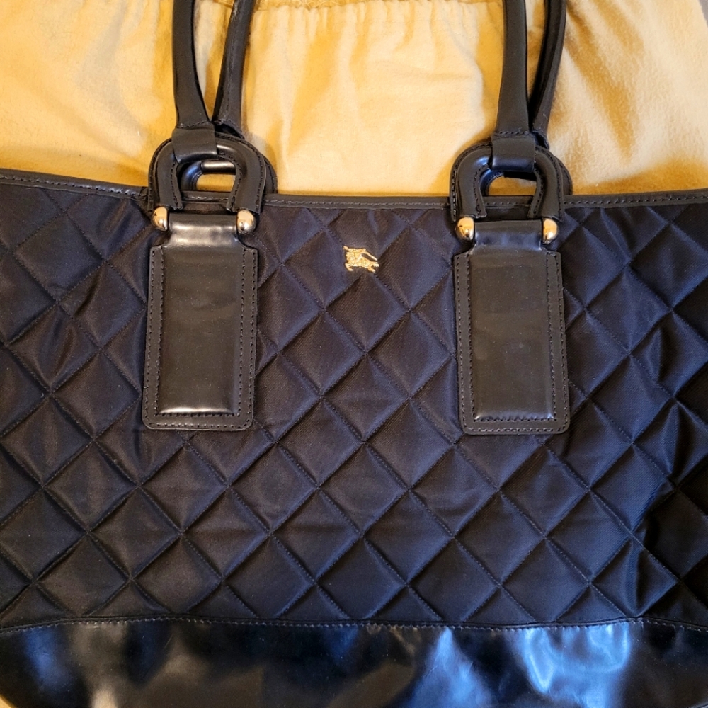 Burberry quilted bag